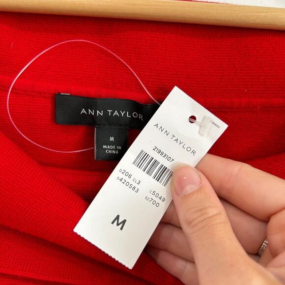 NEW Ann Taylor Red Off Shoulder Heavy Knit Short Sleeve Top Blouse Medium - Picture 5 of 6